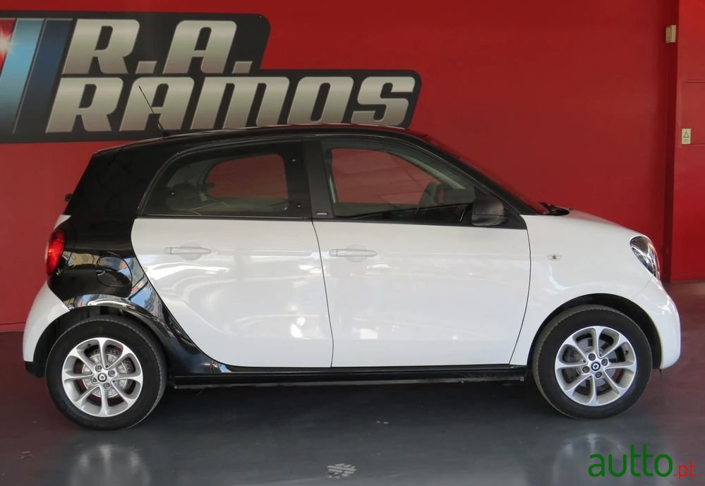 2019' Smart Forfour photo #4