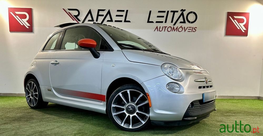 2015' Fiat 500e photo #4