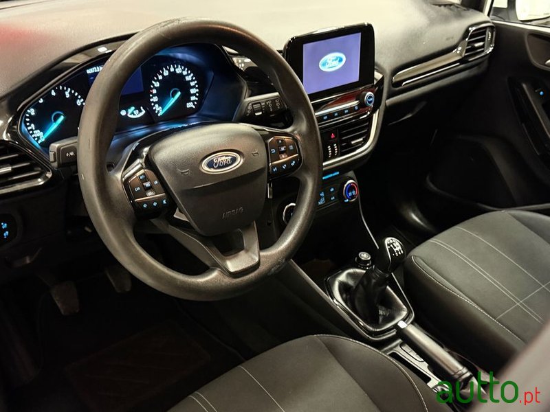 2018' Ford Fiesta photo #5