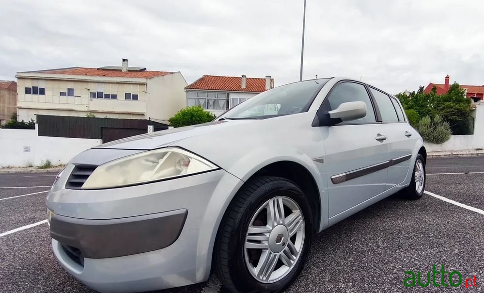2004' Renault Megane 1.5 Dci Confort photo #3