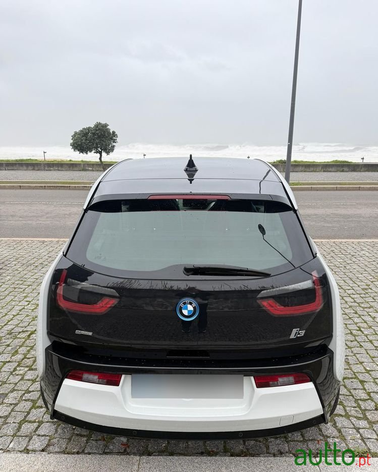 2014' BMW Série I Standard photo #2