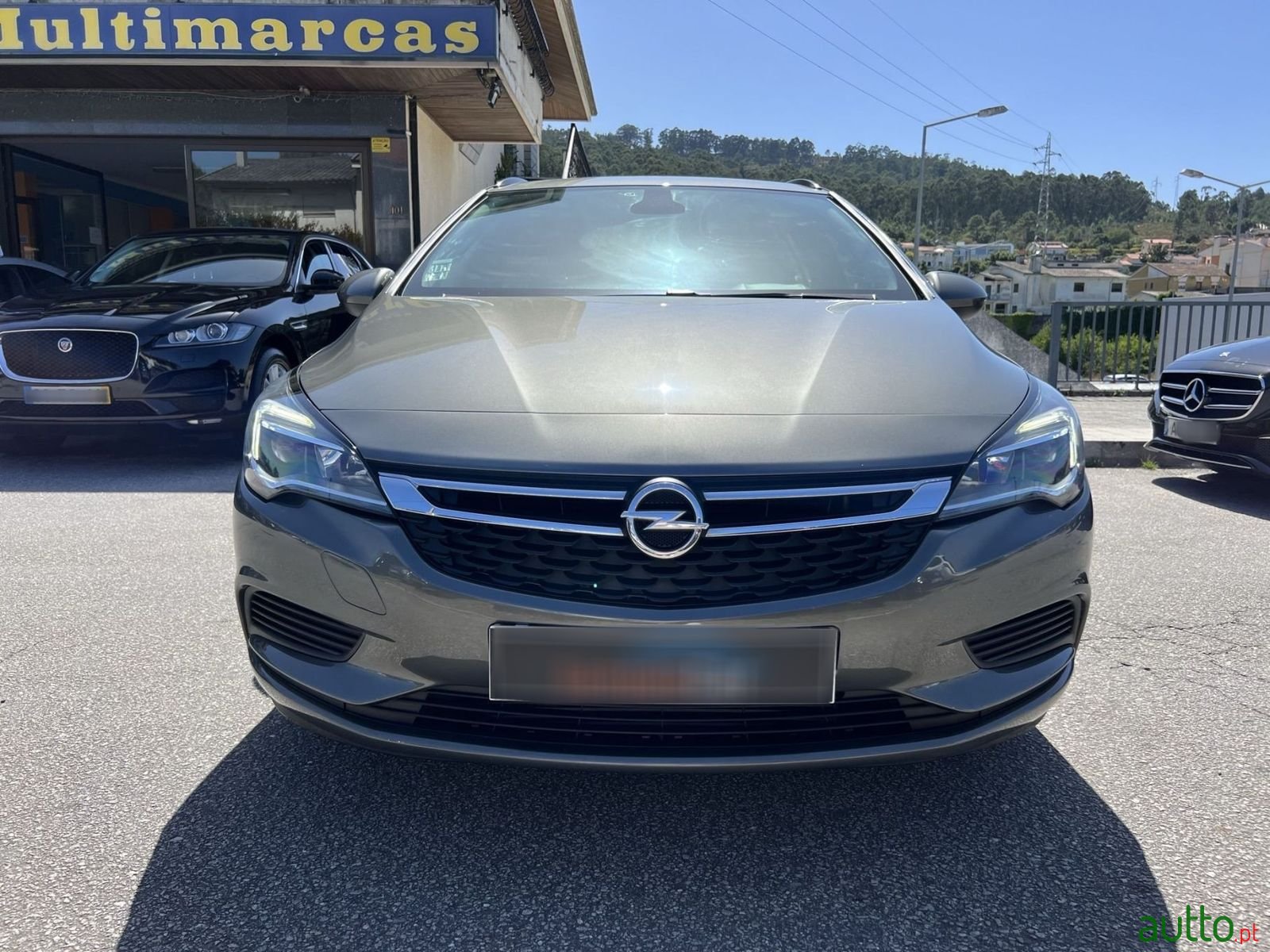 2018' Opel Astra Sports Tourer photo #2