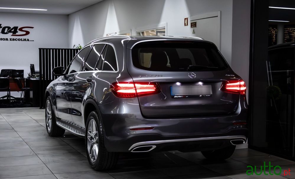 2016' Mercedes-Benz Classe Glc photo #4