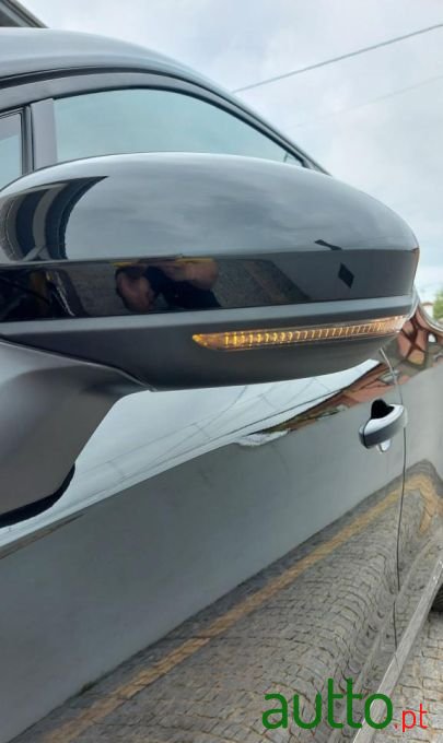 2021' Renault Clio photo #4