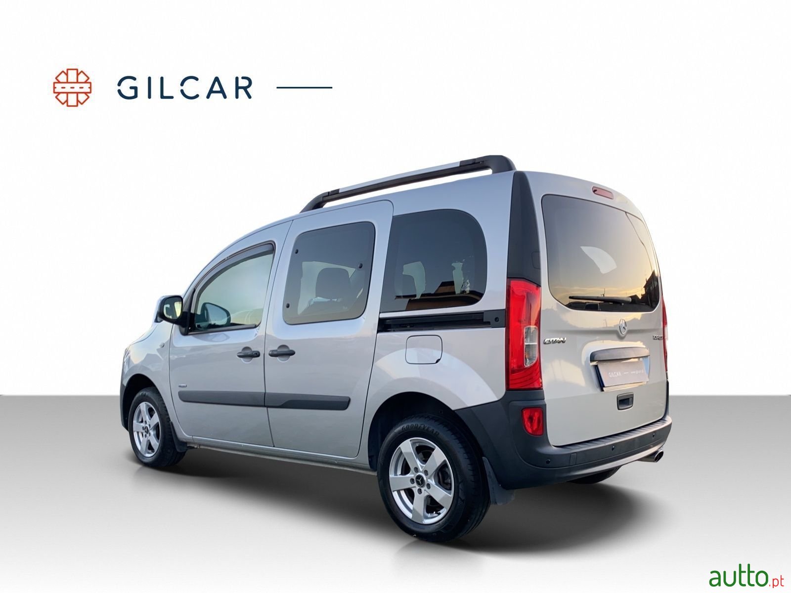 2013' Mercedes-Benz Citan photo #6