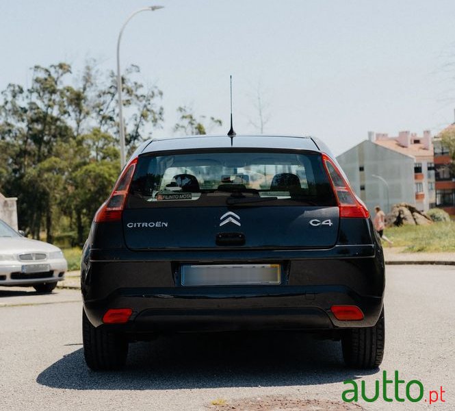 2006' Citroen C4 photo #5