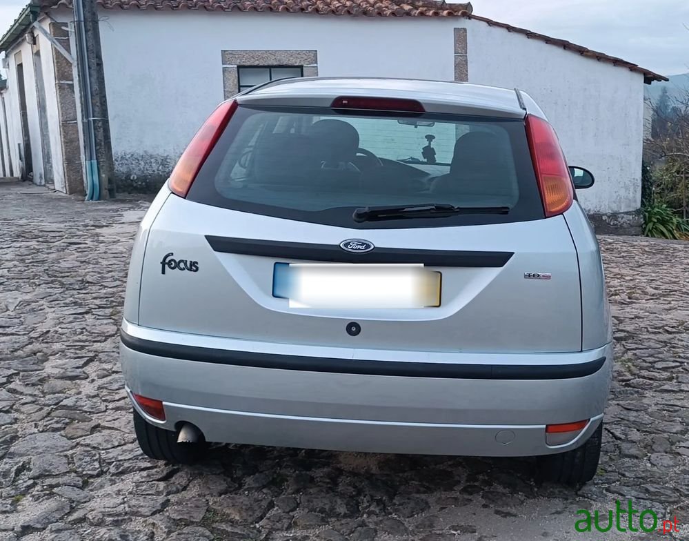 2003' Ford Focus 1.8 Tdci Centennial photo #3