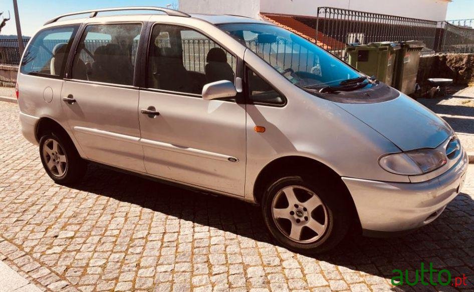 1998' Ford Galaxy photo #2