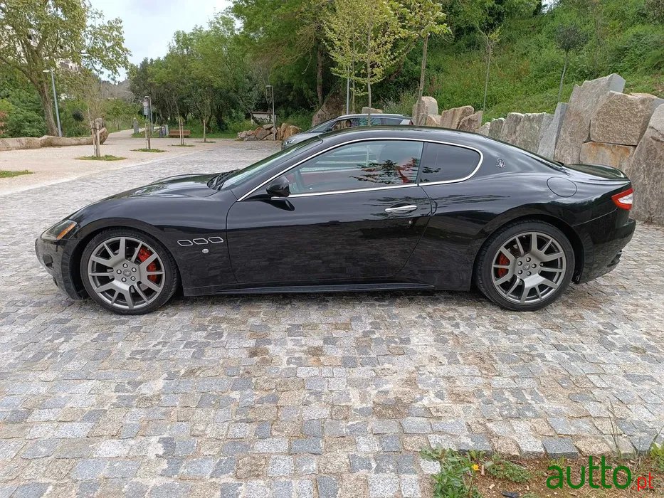 2009' Maserati GranTurismo photo #4