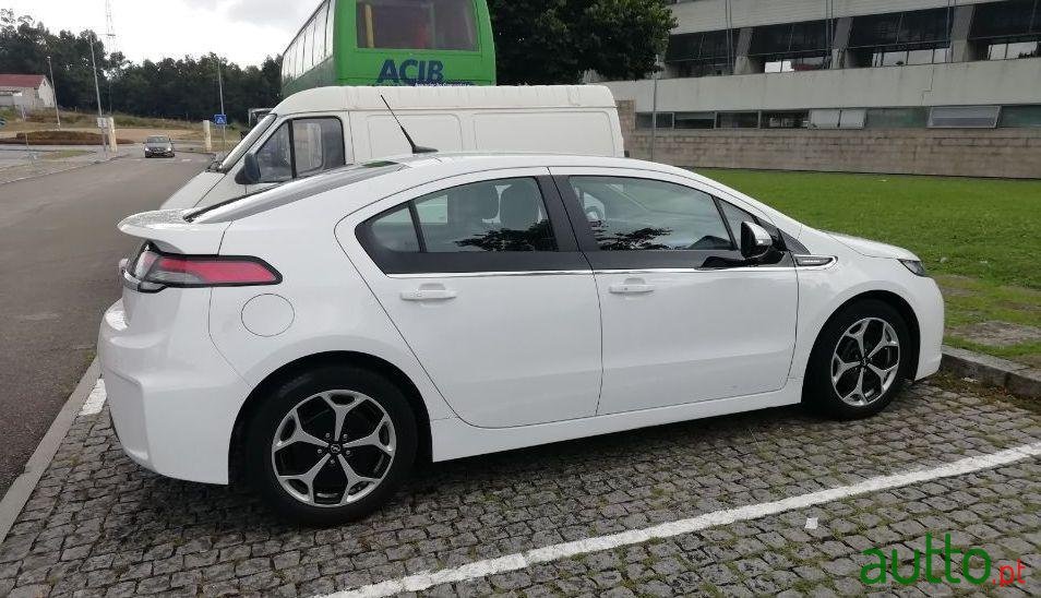 2012' Opel Ampera photo #4