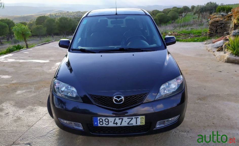 2005' Mazda 2 photo #3