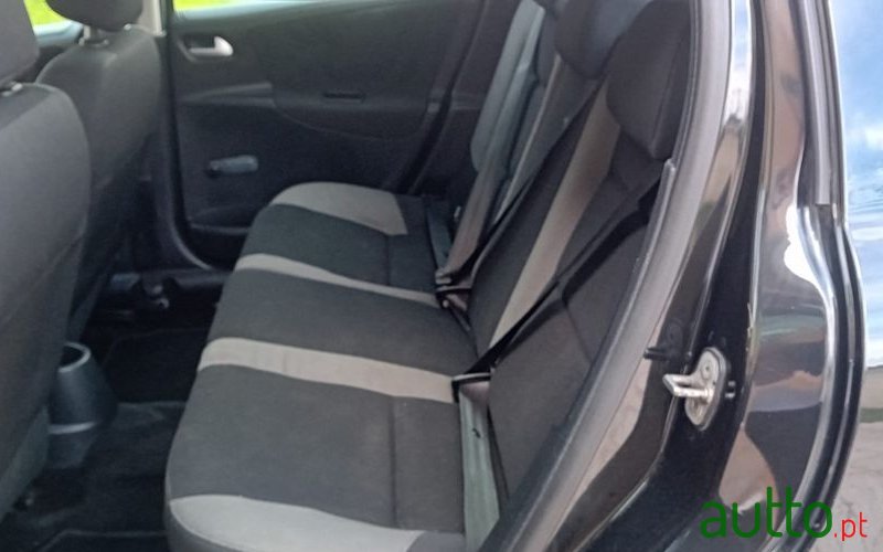 2008' Peugeot 207 1.4 16V Open photo #6