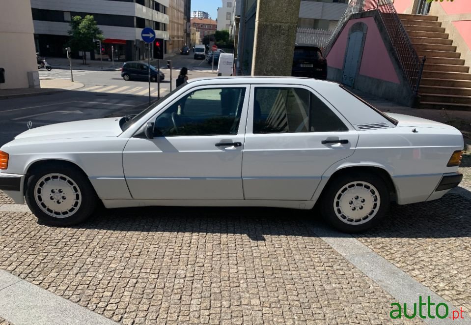 1992' Mercedes-Benz 190 photo #4
