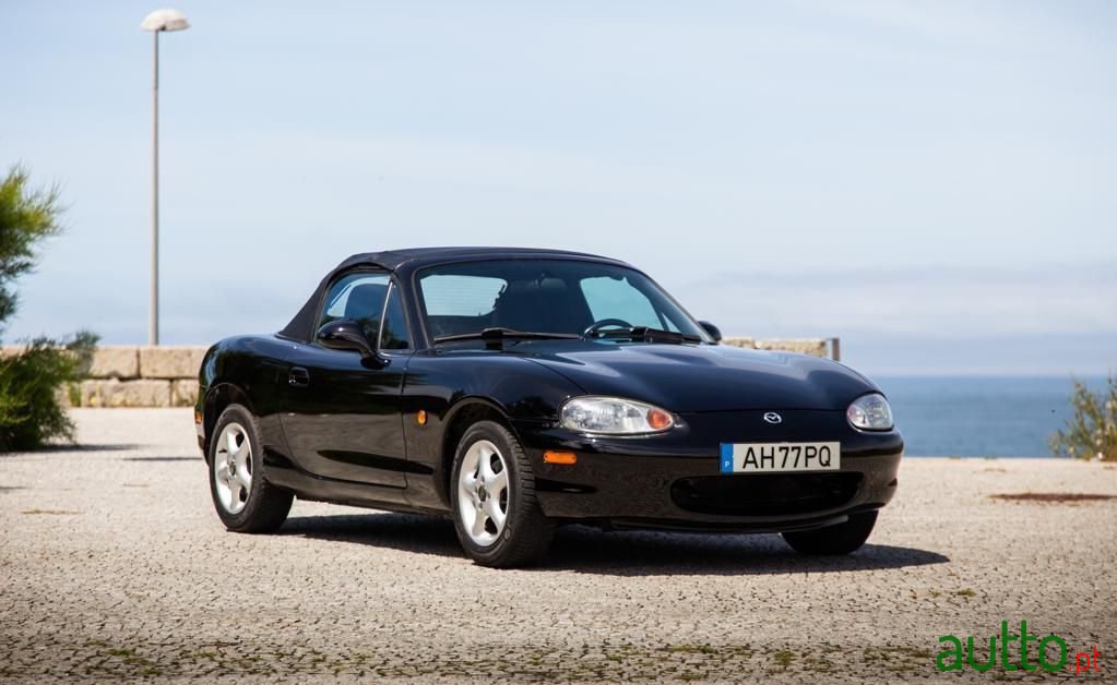 1999' Mazda MX-5 photo #2