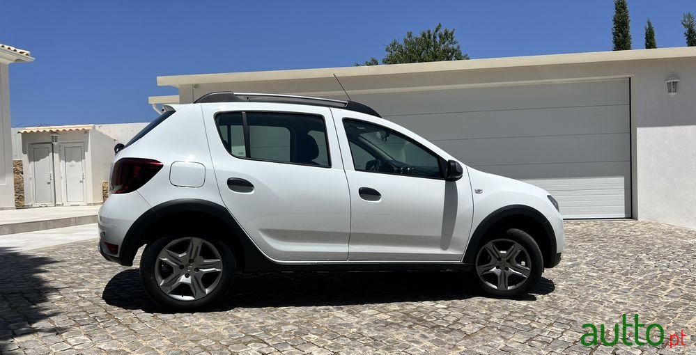 2019' Dacia Sandero 1.5 Blue Dci Stepway photo #4