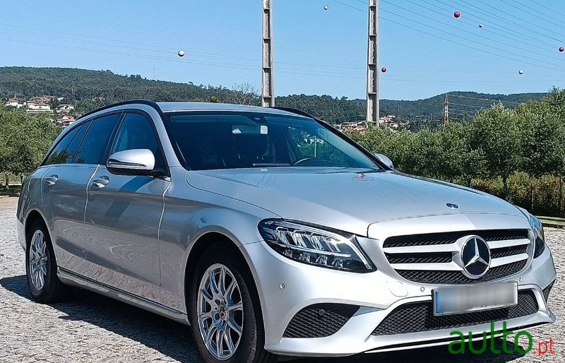 2019' Mercedes-Benz Classe C photo #1