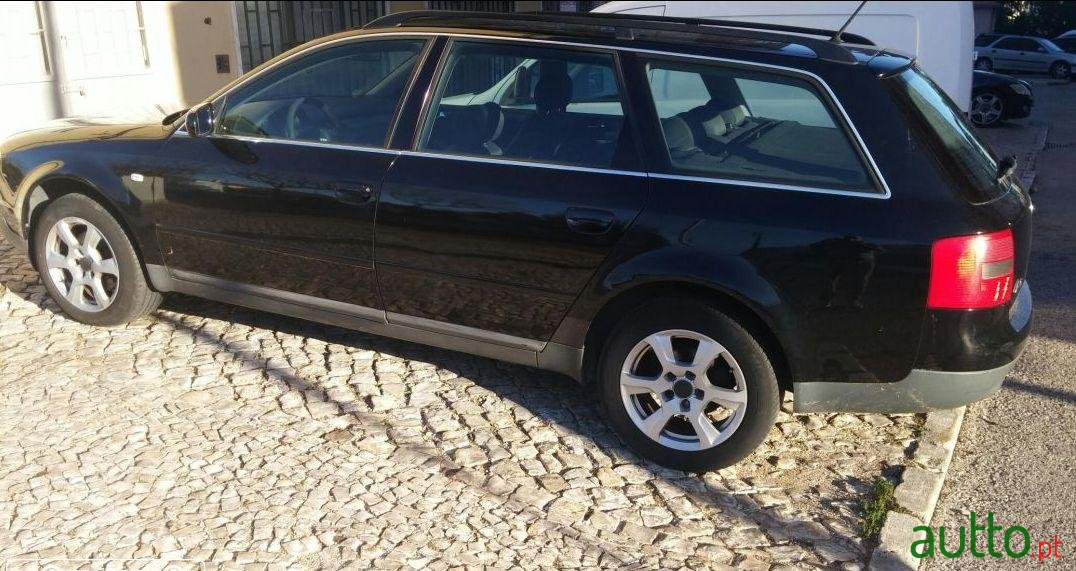 1999' Audi A6 Avant photo #1