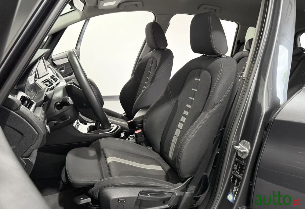 2017' BMW Série 2 D Advantage photo #6