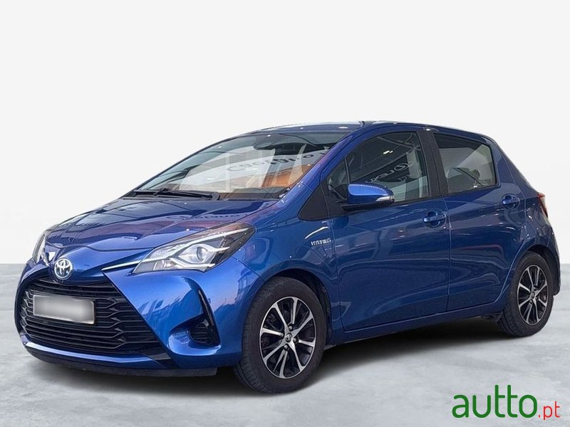 2019' Toyota Yaris 1.5 Hsd Comfort photo #1