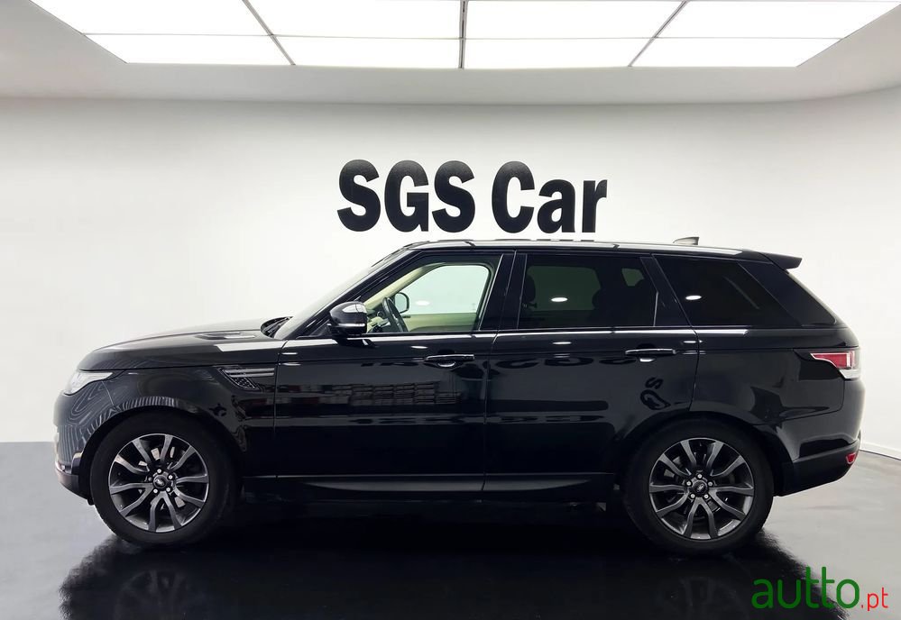 2017' Land Rover Range Rover Sport photo #2