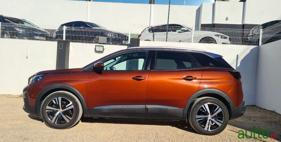 2017' Peugeot 3008 photo #3