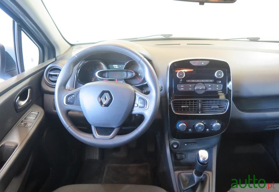 2018' Renault Clio photo #4