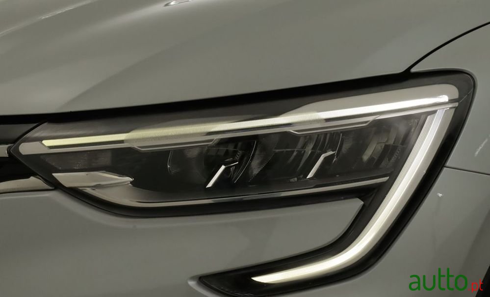 2023' Renault Arkana photo #6