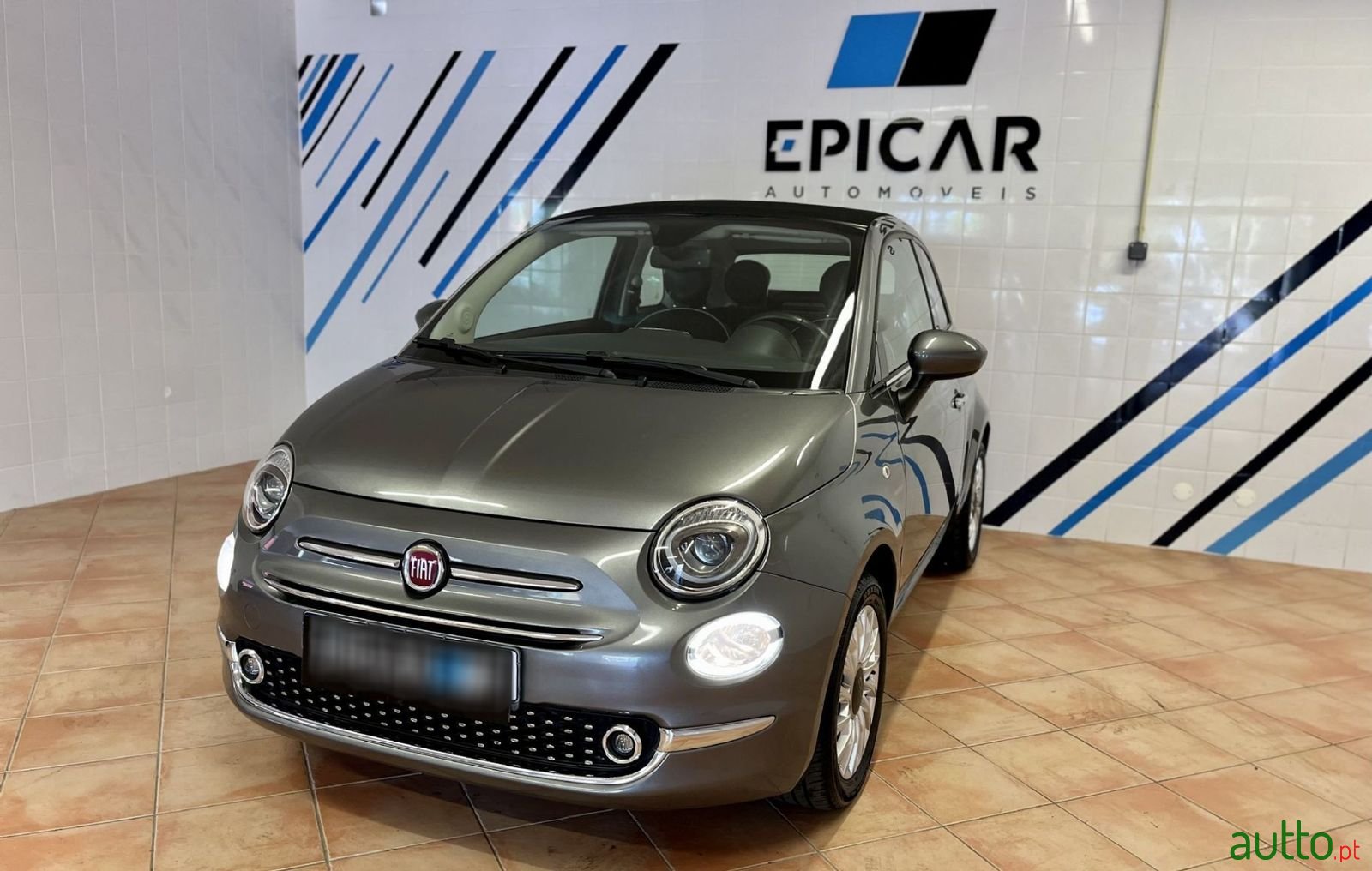 2015' Fiat 500C photo #2