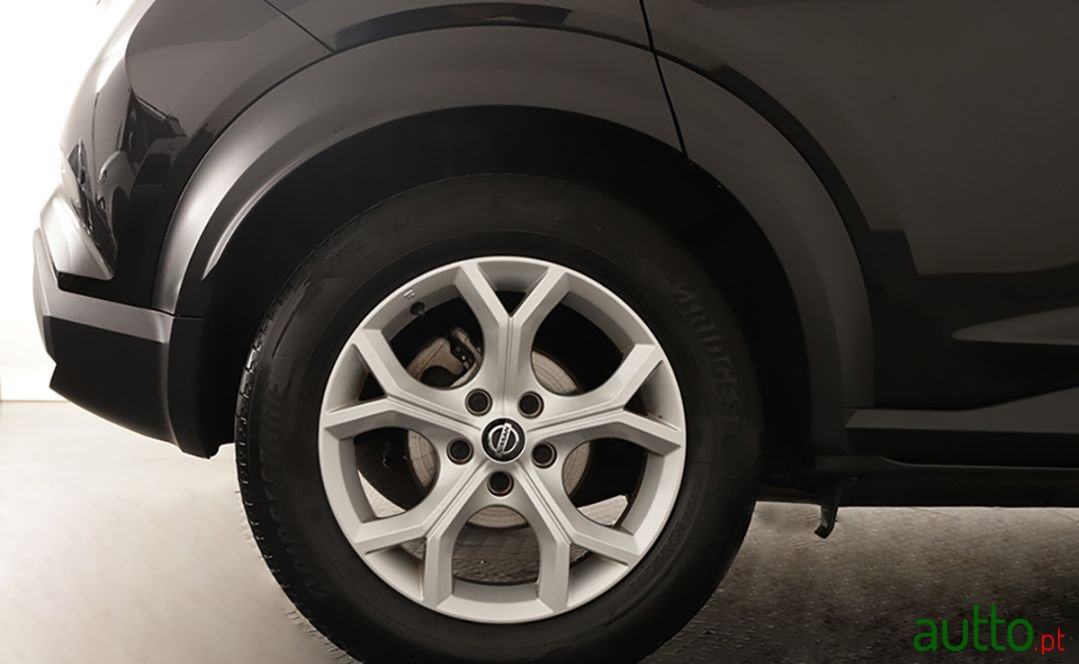 2021' Nissan Juke photo #5