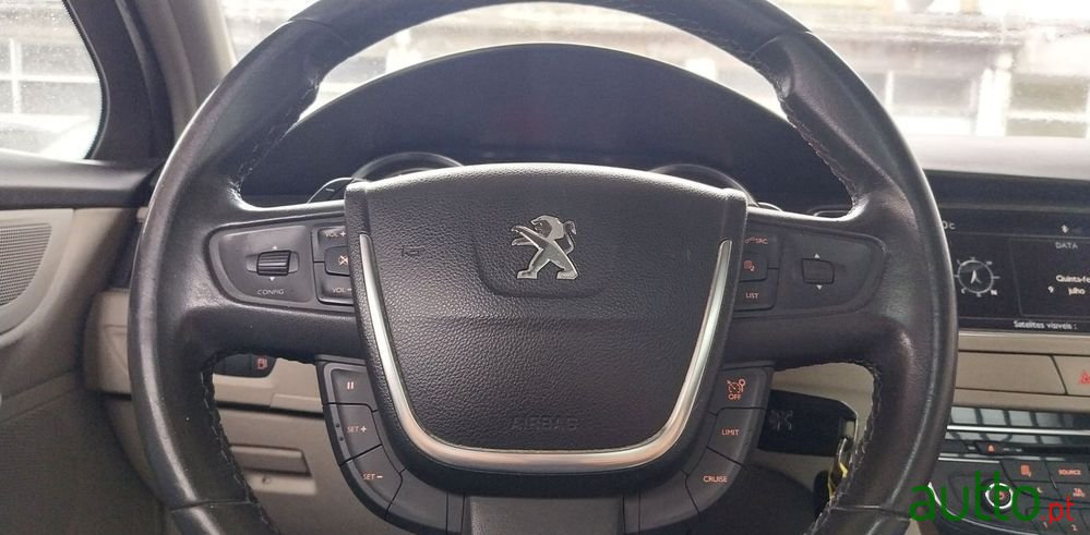 2012' Peugeot 508 Sw photo #5