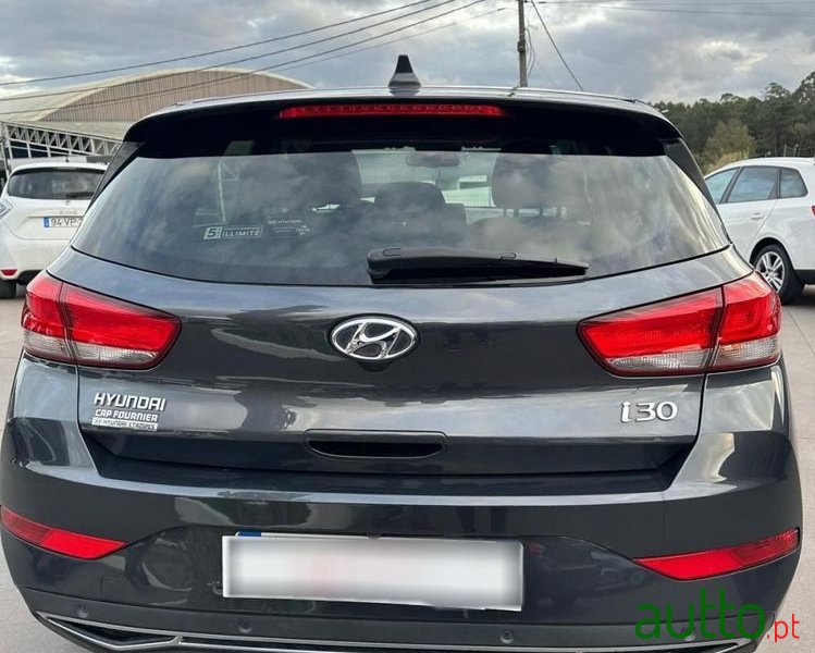 2021' Hyundai i30 photo #6