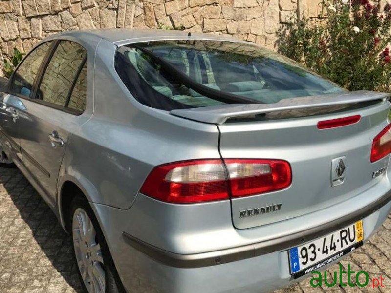 2001' Renault Laguna photo #1