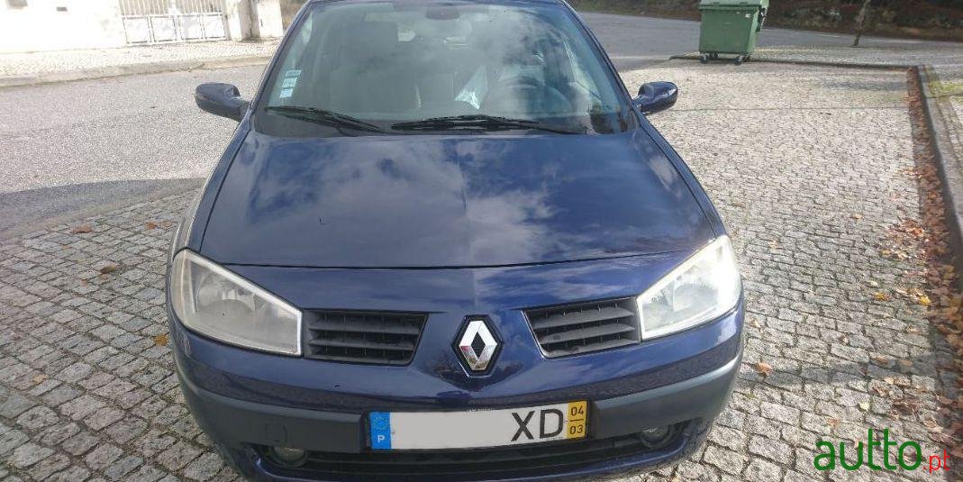 2004' Renault Megane Break photo #1