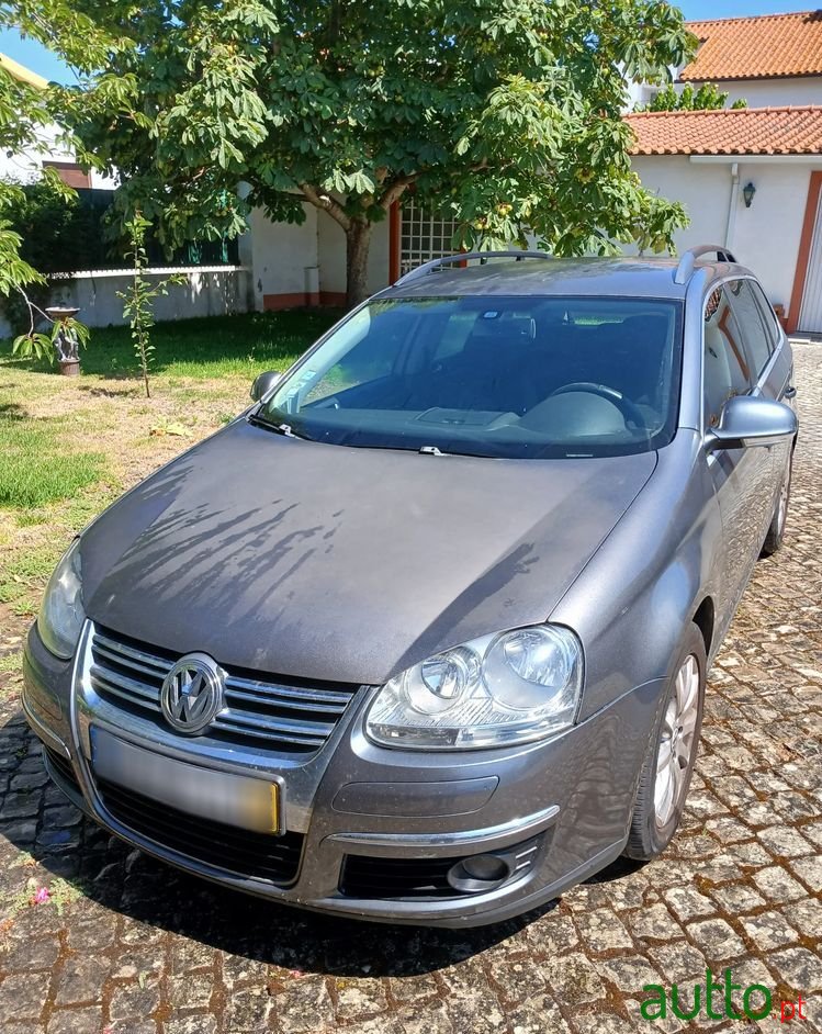 2008' Volkswagen Golf Variant photo #3