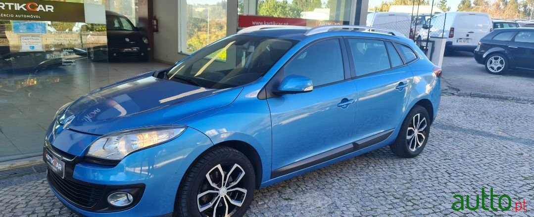 2013' Renault Megane Sport Tourer photo #4