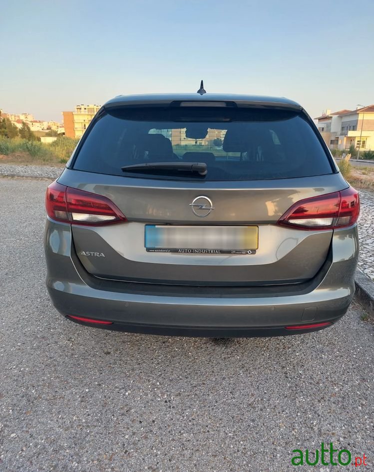 2019' Opel Astra Sports Tourer photo #4