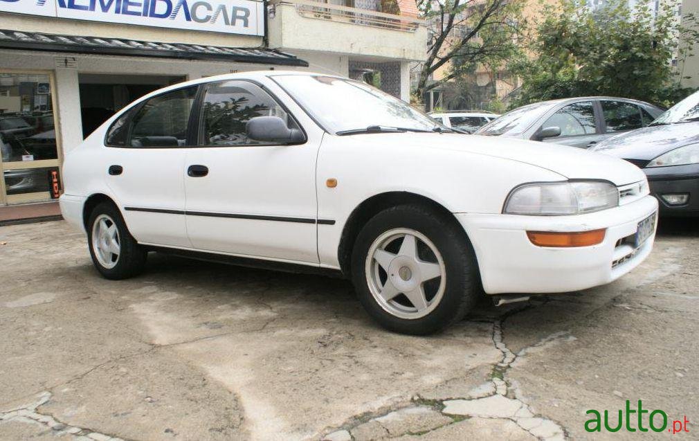 1995' Toyota Corolla Hatchback 2.0 D photo #1
