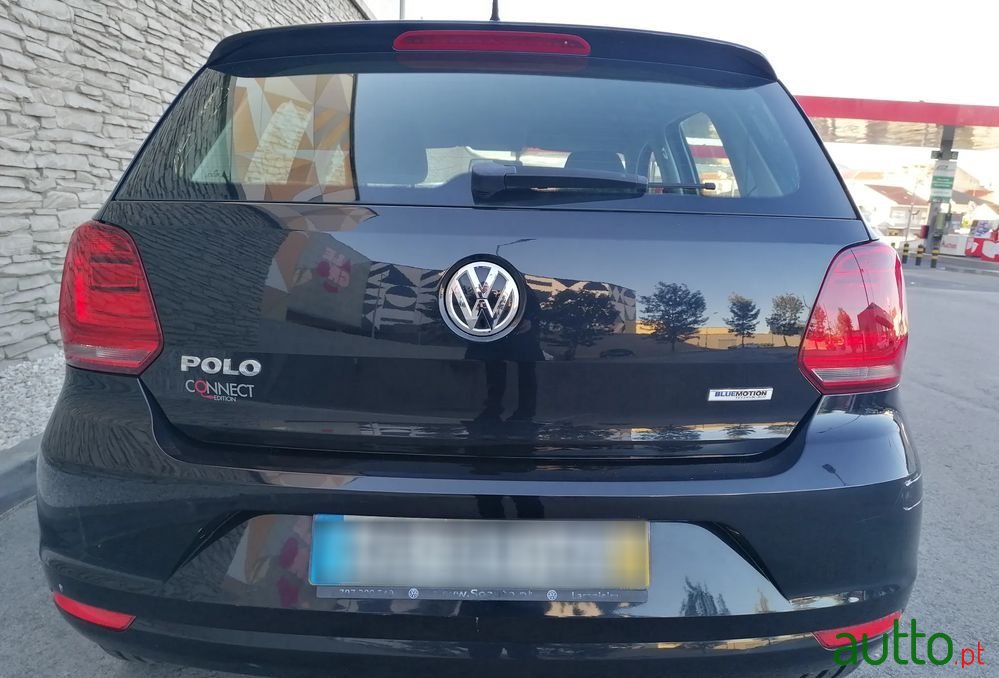 2017' Volkswagen Polo 1.0 Connect photo #3