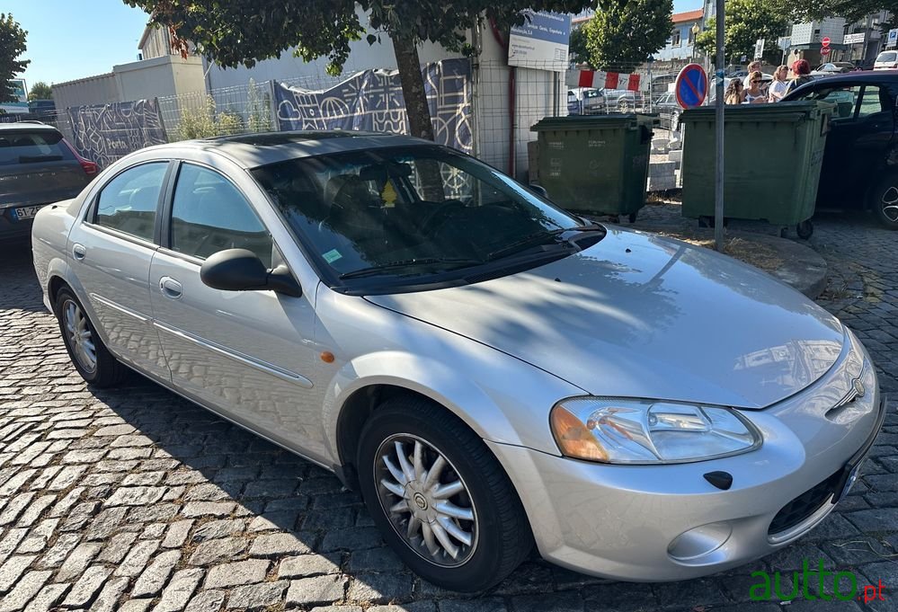 2002' Chrysler Sebring 2.0 Lx photo #5