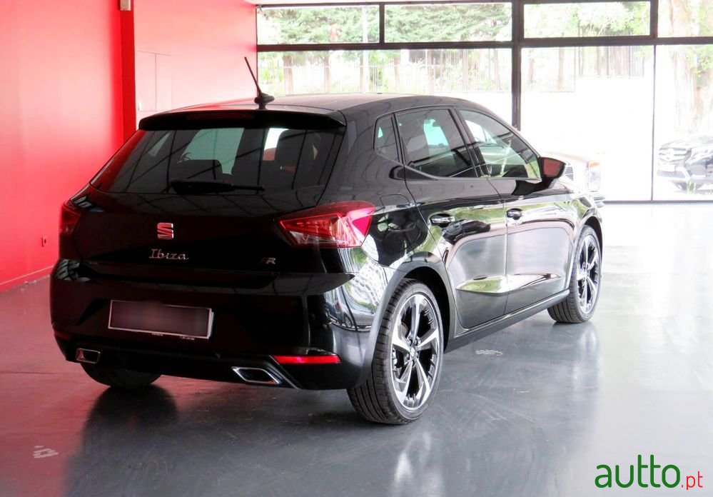 2022' SEAT Ibiza 1.0 Tsi Fr photo #5