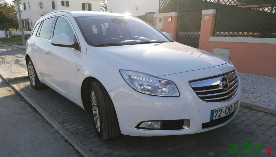 2009' Opel Insignia Sports Tourer photo #3
