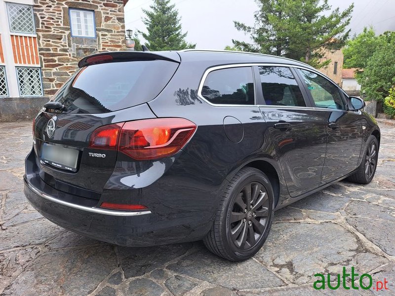 2015' Opel Astra Sports Tourer photo #5