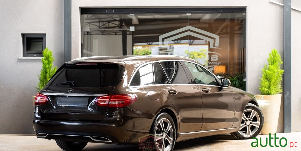 2015' Mercedes-Benz C 220 photo #6