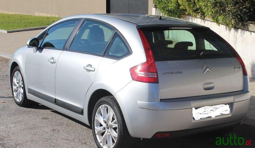 2009' Citroen C4 photo #2