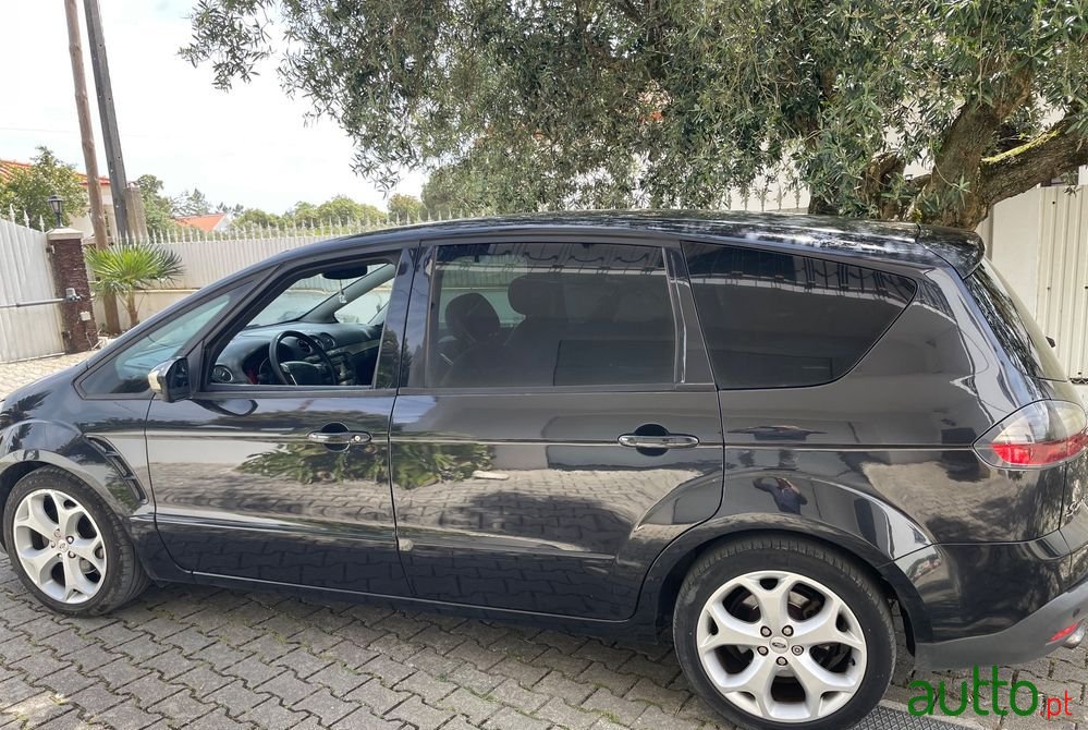 2007' Ford S-Max photo #4