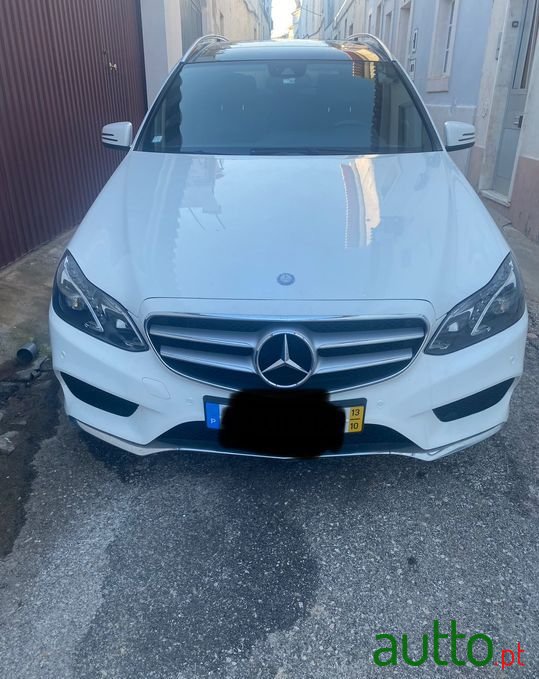 2013' Mercedes-Benz E-300 photo #1