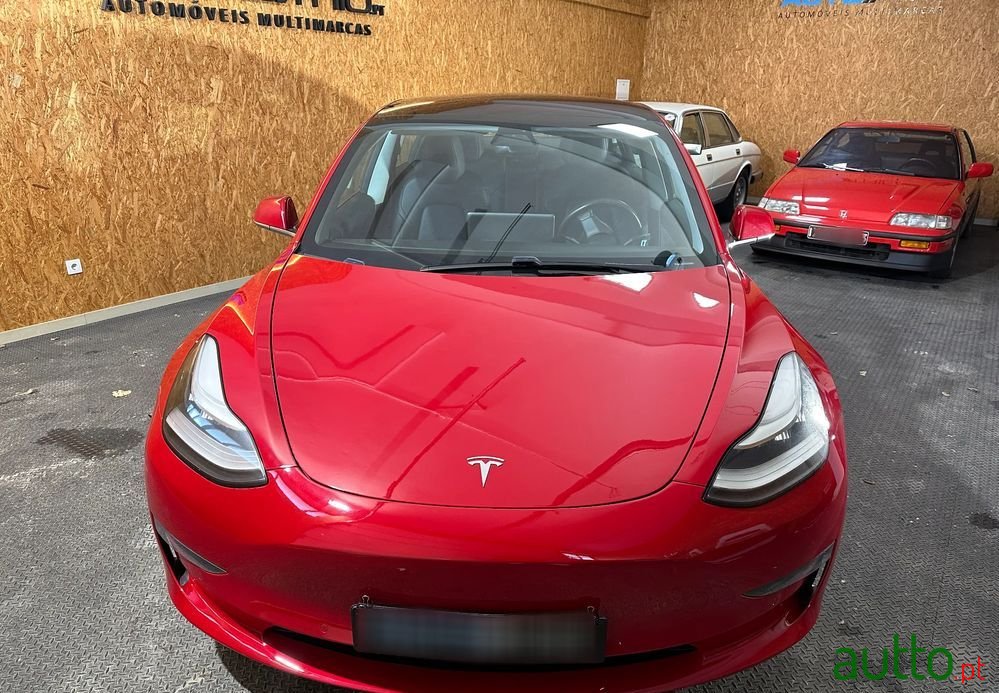 2019' Tesla Model 3 photo #3