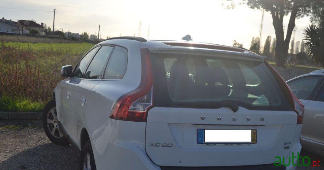 2010' Volvo Xc-60 Drive photo #3