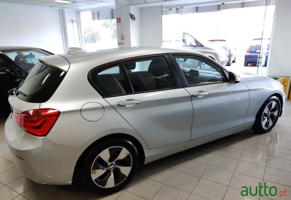 2015' BMW 116 Sport photo #4