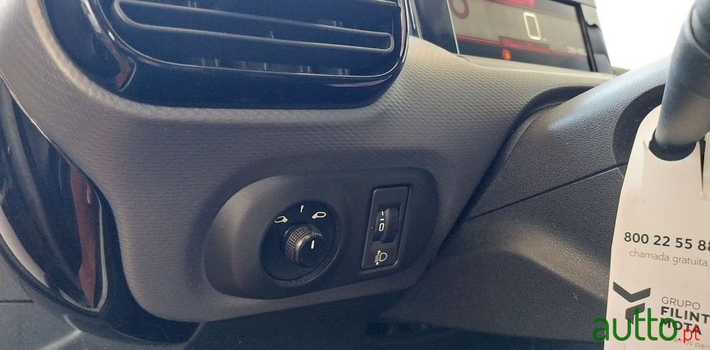 2019' Citroen C4 Cactus 1.2 Puretech Feel photo #4